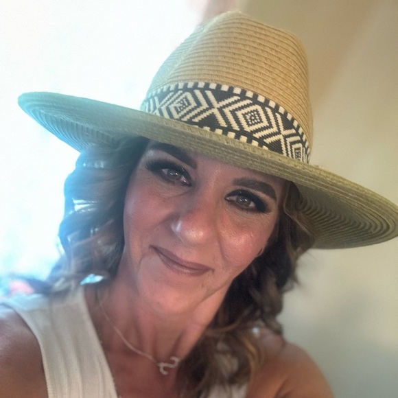 MEET your seller/buyer😉 - Picture 2 of 4